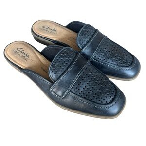 Clarks Womens Black  Lyrical Rose Mule 6.5